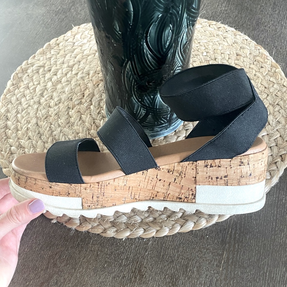 Steve Madden Bandi Platform Wedge